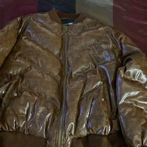 Women’s fashion nova puffer jacket.